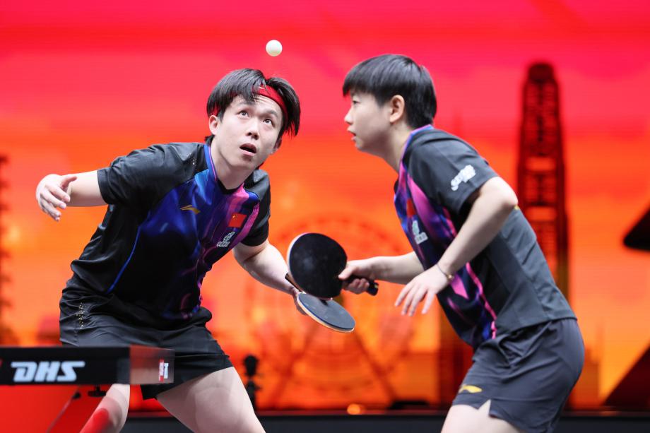 [图]WTT总决赛 王楚钦孙颖莎3-0印度组合迎开门红